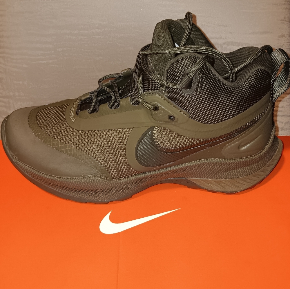 Nike React SFB Carbon Men’s Elite Outdoor Hiking Shoes Size 8.5 Green and Black